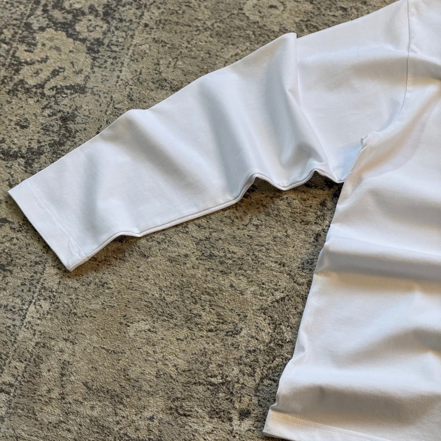 OPLNT - WHITE LONGSLEEVE