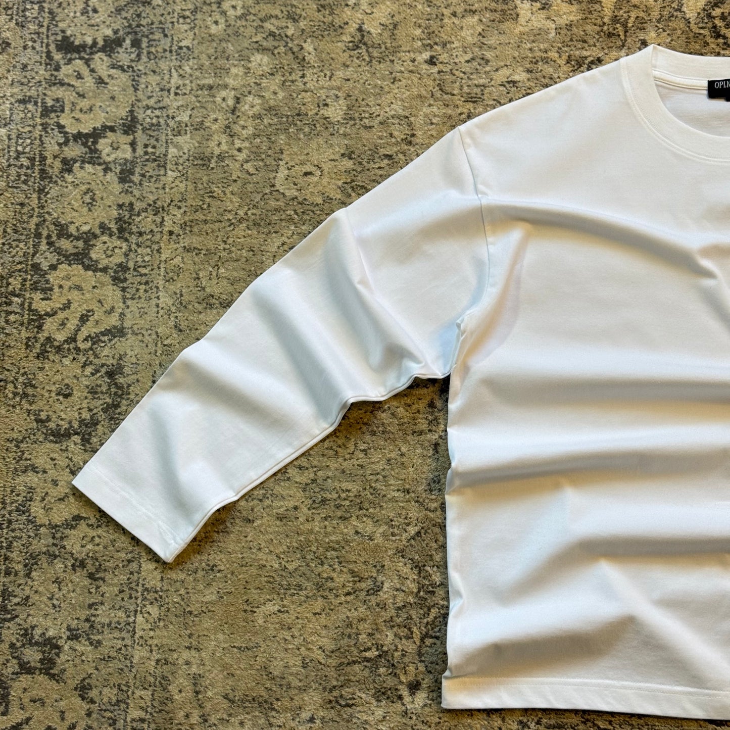 oplnt- White basic longsleeve